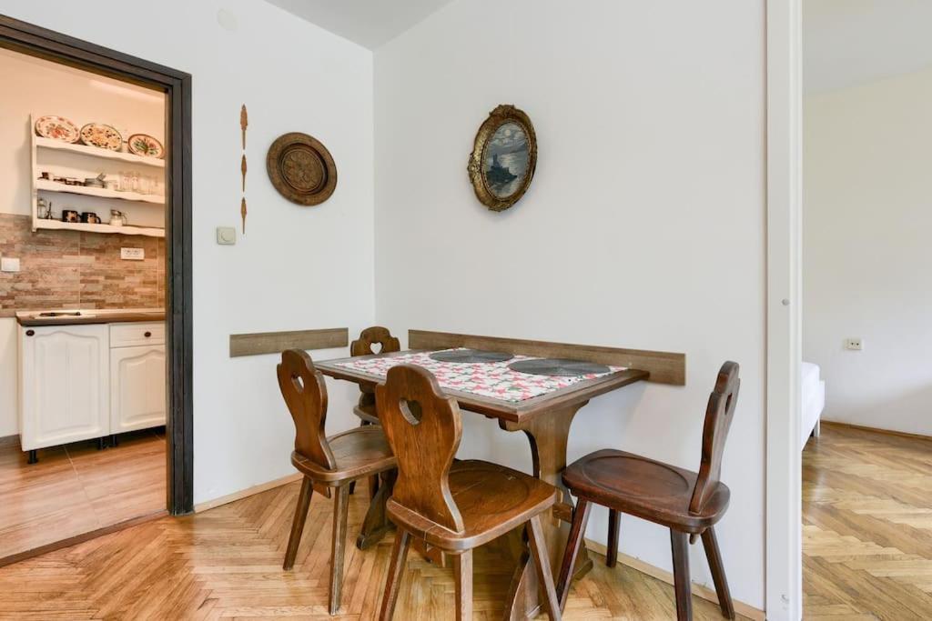 apartman Legacy Apartment Zadar Bagian luar foto
