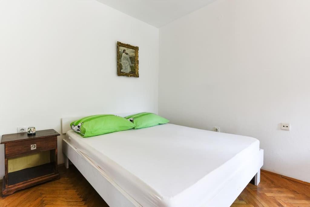 apartman Legacy Apartment Zadar Bagian luar foto