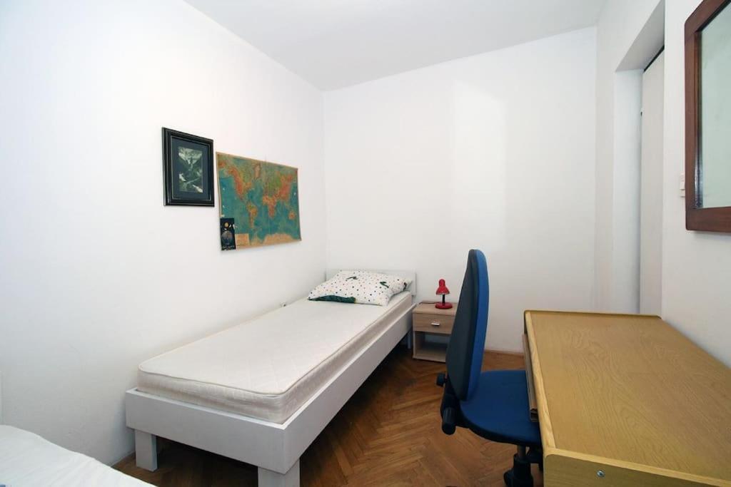 apartman Legacy Apartment Zadar Bagian luar foto