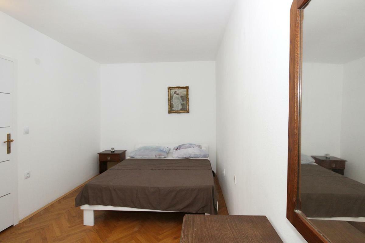 apartman Legacy Apartment Zadar Bagian luar foto