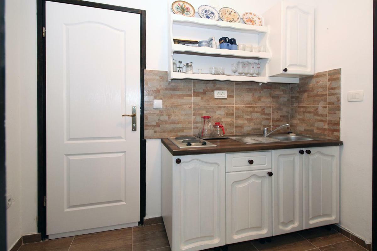 apartman Legacy Apartment Zadar Bagian luar foto