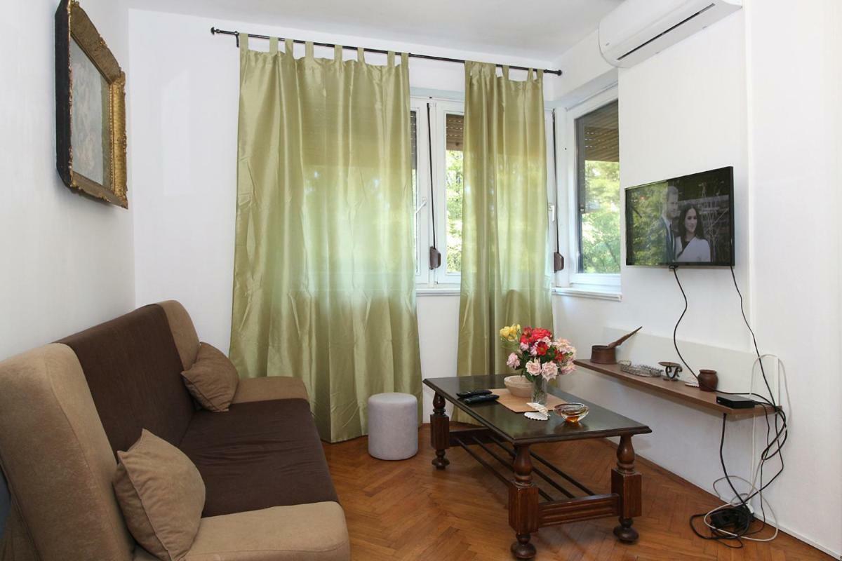 apartman Legacy Apartment Zadar Bagian luar foto