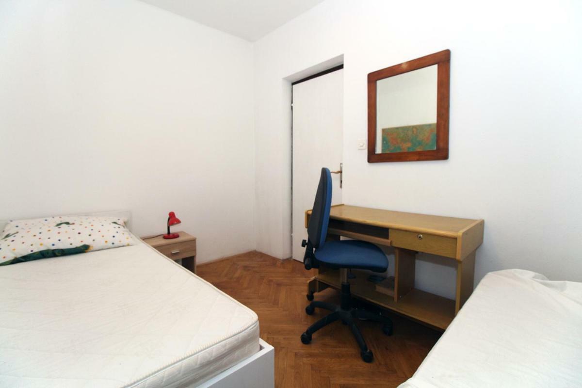 apartman Legacy Apartment Zadar Bagian luar foto